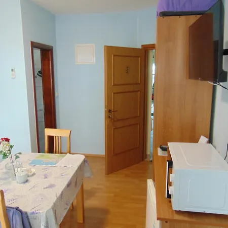 Marija Apartman Zára